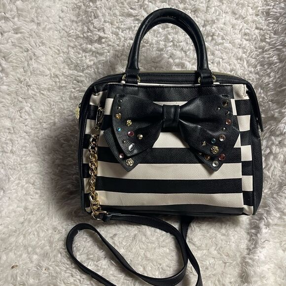 Betsey Johnson  Synthetic Black and White Striped Bow & studs accents satchel - Picture 4 of 13